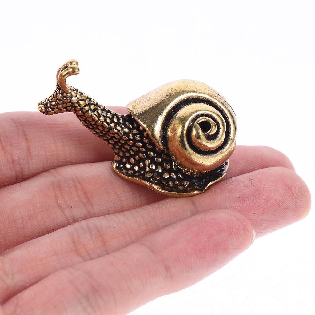 2 Pcs Copper Tea Pet Snail Statue Brass Adornment Vintage Style Sculpture Home Office Nament Miniature Garden Artwork Decorative