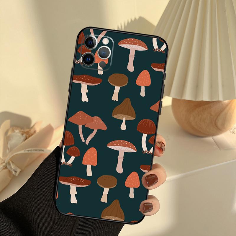 Mushroom Phone Case For iPhone 13 16 15 11 12 14 17 Pro Max 12 mini 15 16 Plus 16e 17 Air Cover Funda