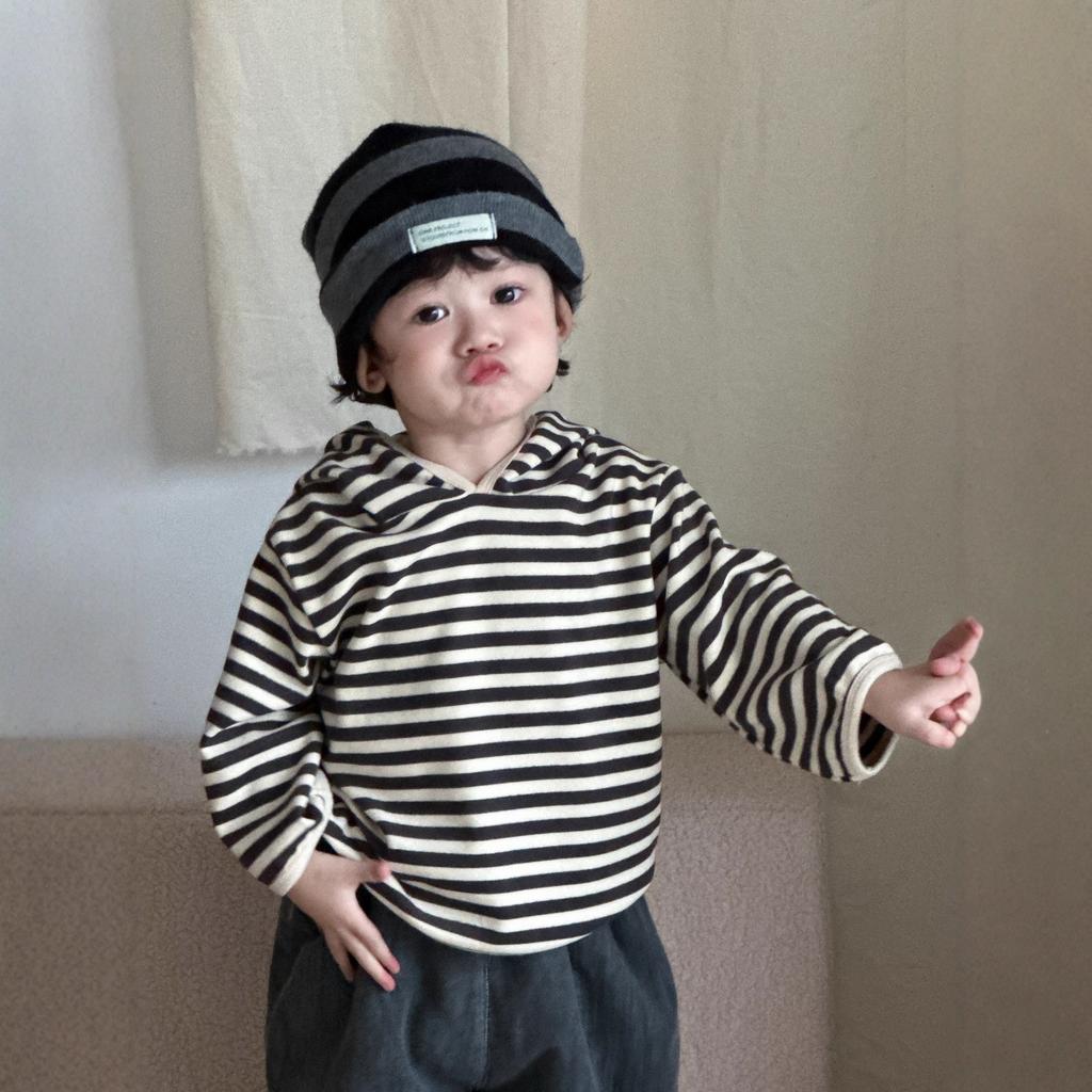 Kinder gestreifter Kapuzenpullover verdickt Herbst und Winter neue Kinderkleidung Babykleidung Jungen Fleeceanzug