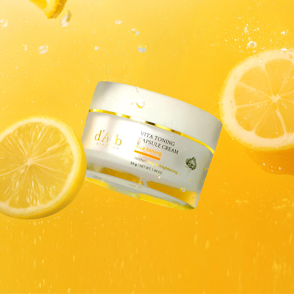 d'Alba Vita Toning 3-Schritte Hautpflege-Set Dunkle Flecken Aufhellungs-Programm Toner + Serum + Creme