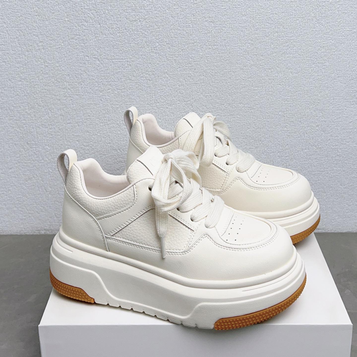 

Leather little white shoes women s spring new thick-soled heightening lightweight lace-up casual muffin board shoes 40