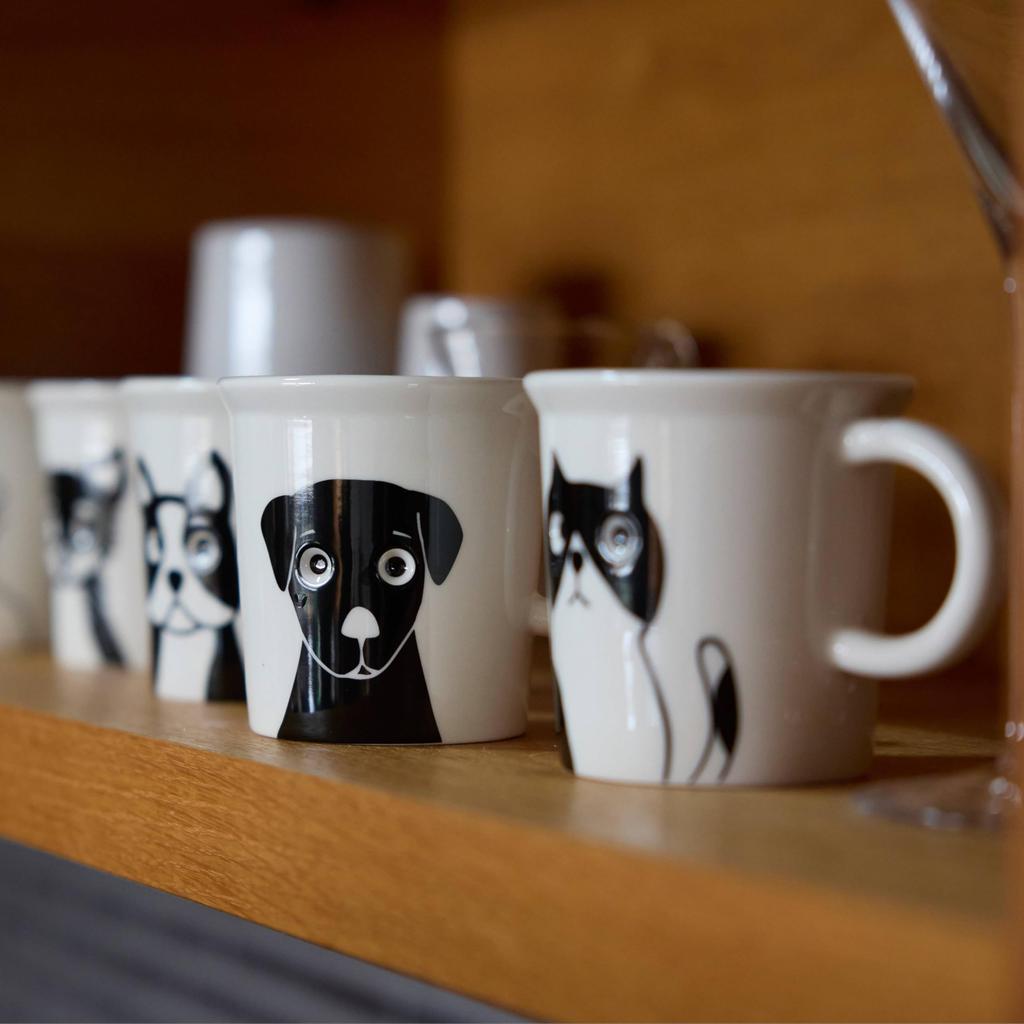 TAMAKI Peeping Mug, Tama, 9cm Diameter x 9.2cm Height, Stylish Gift, Microwave and Dishwasher Safe, T-970546