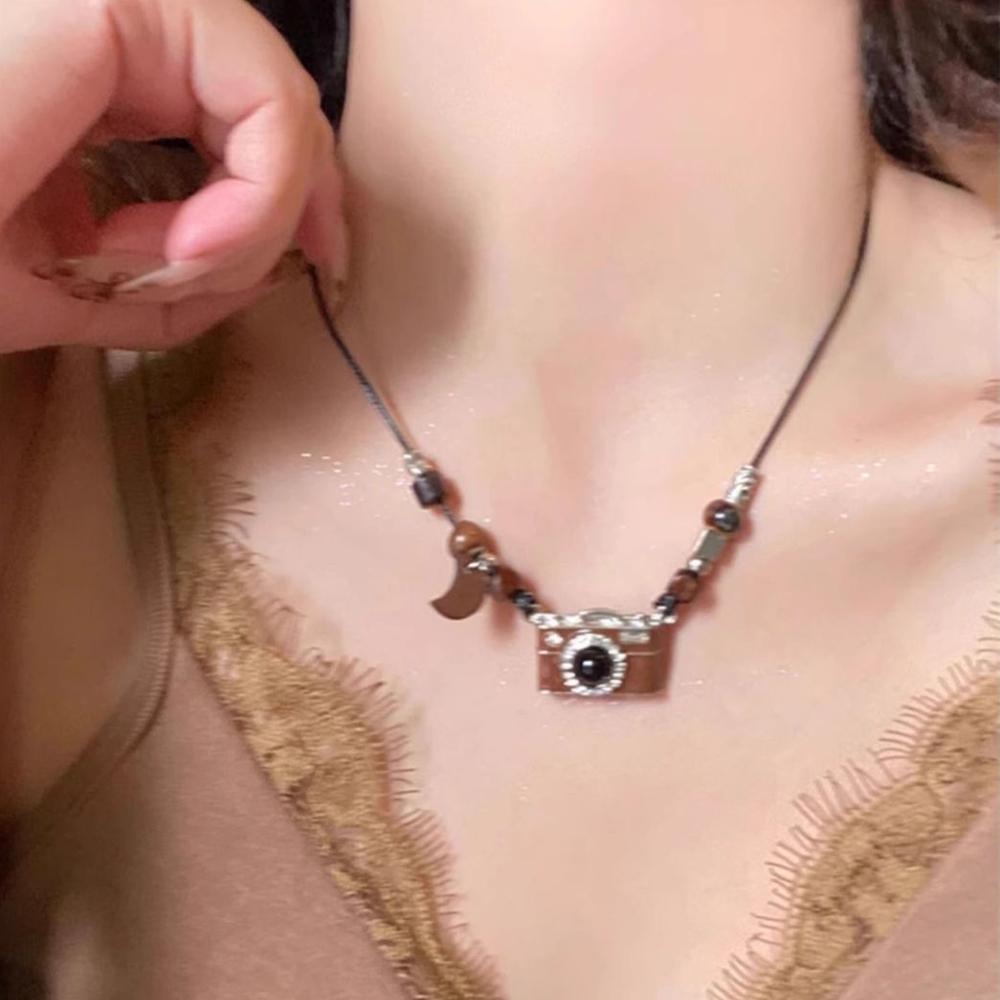 Vintage Brown Camera Pendant Necklace Hip-Hop Fashion Accessories  For Cool Girls