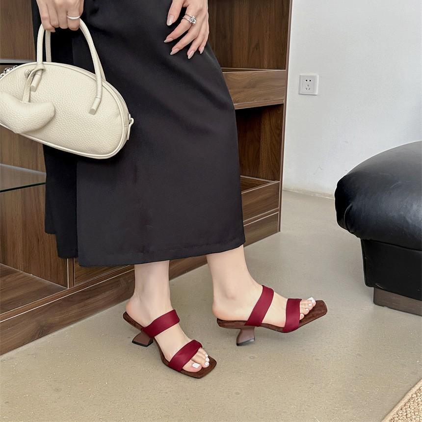 2025 summer new retro stiletto sandals wear soft-soled open-toed summer high-heeled outer wear cool slippers women