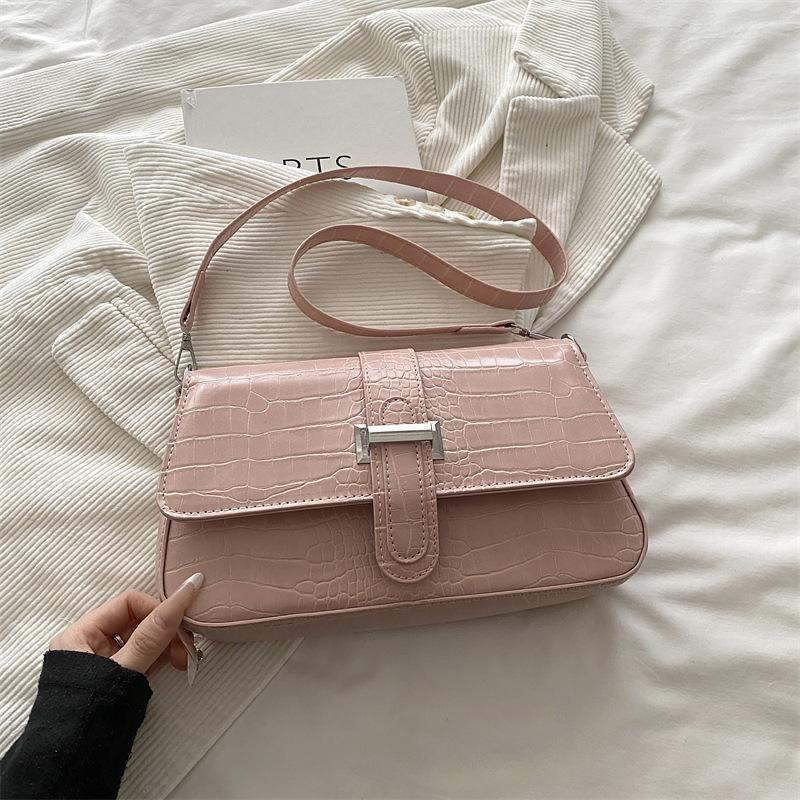 Crossbody Handbag with A Small Square Shape, Stylish and Casual, Single Shoulder Bag