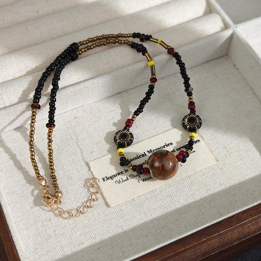 Fair Island Style Ethnic Style Coffee Color Beaded Necklace Minimalist Style Women'S Niche Retro Collarbone Chain
