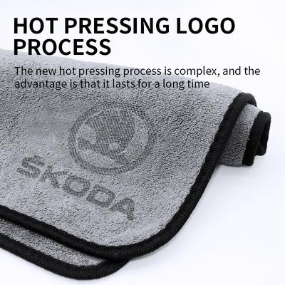 BBID3 Auto Waschen Mikrofaser Handtuch Auto Emblem Reinigen Trocknen Lappen Tuch Für Fabia 1 2 Octavia a7 RS Superb Rapid Yeti Karoq Vision