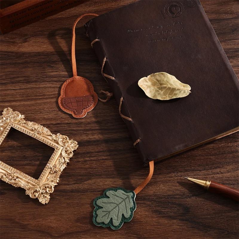 1 Piece Multi Functional Faux Leather Bookmark with Floral Patterns Page Number Marking Student Stationery Bookmarks