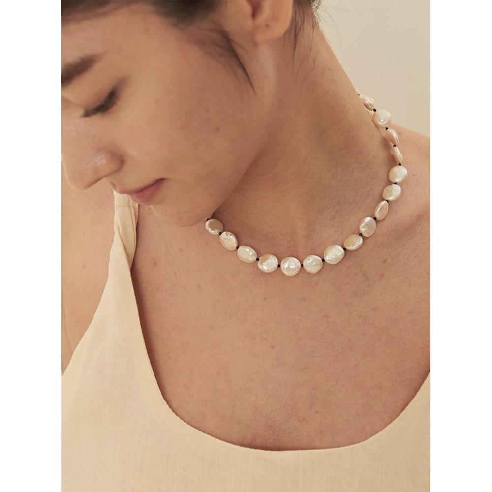 Circle Natural Pearl Necklace