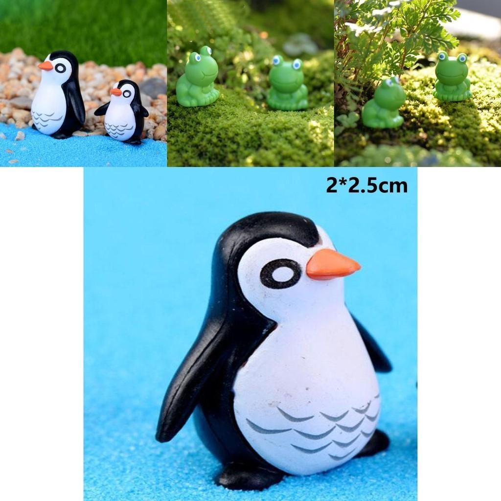 Enchanting Mini Frog And Penguin Ornament For Dollhouses And Fairy Garden Scenes