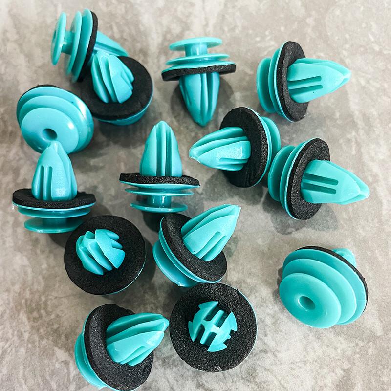 Qingrui Universal Automotive Interior Trim Fastener Clips