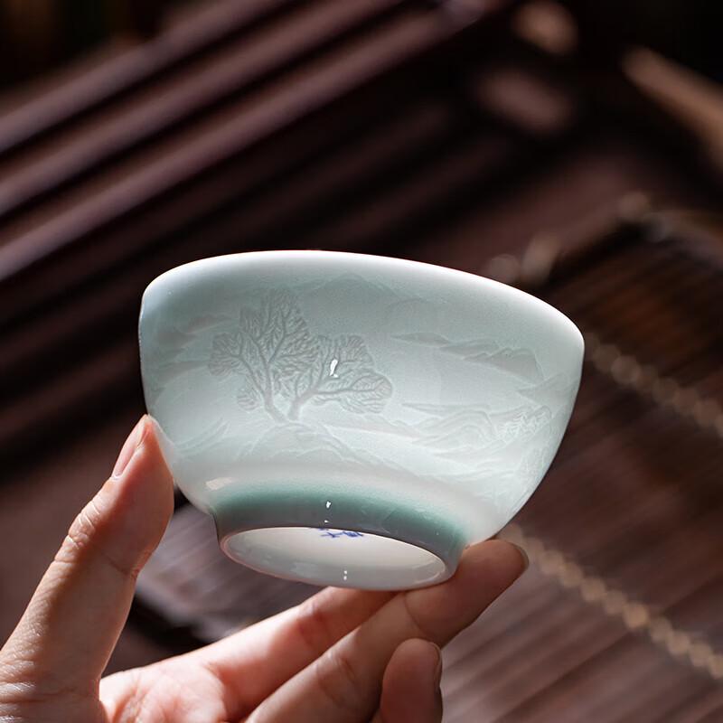 Jingdezhen Celadon Gold-Inlaid Ceramic Teacup