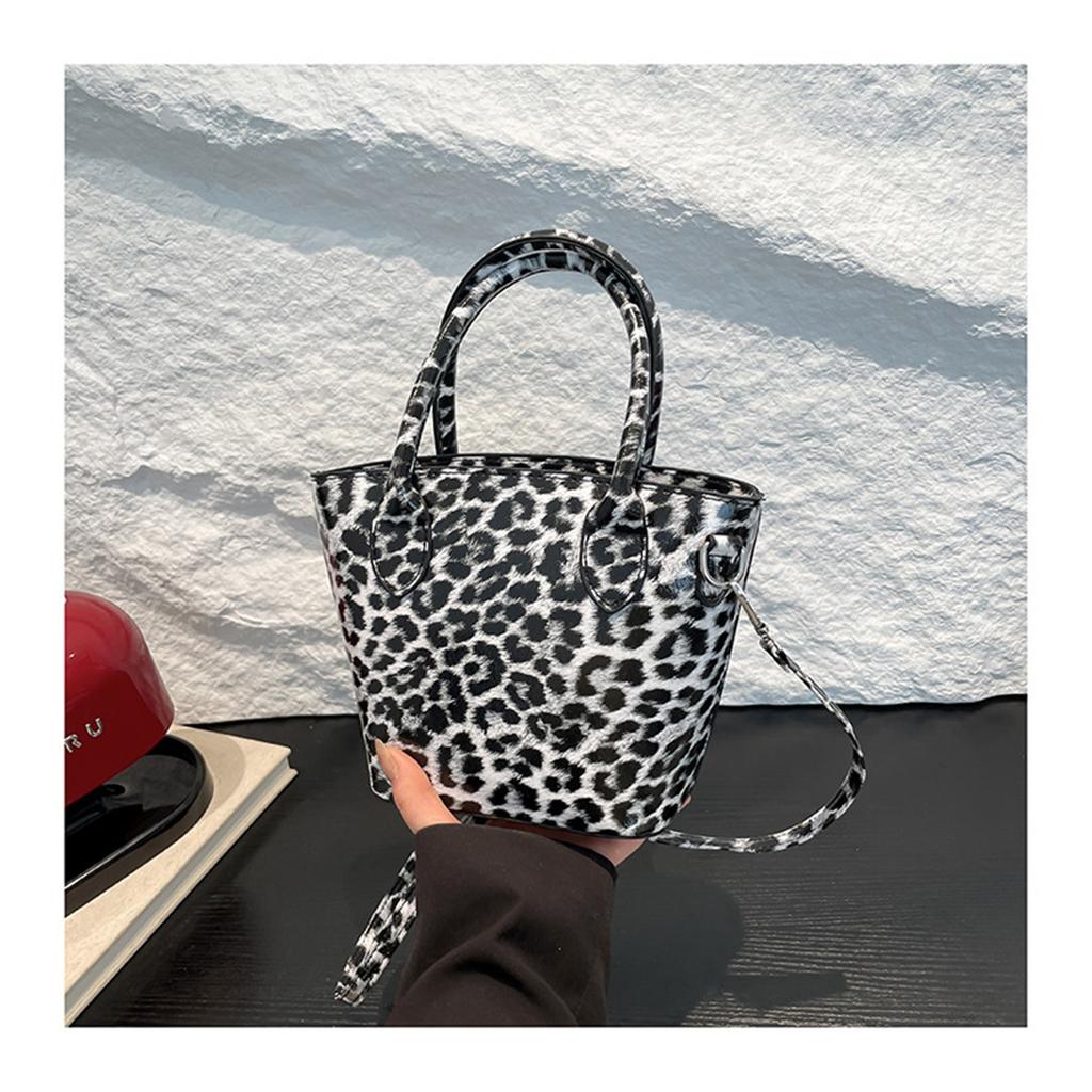 Fashion Trend Leopard Personality Texture Simple Style Crossbody Shoulder Handbag Bucket Bag Female