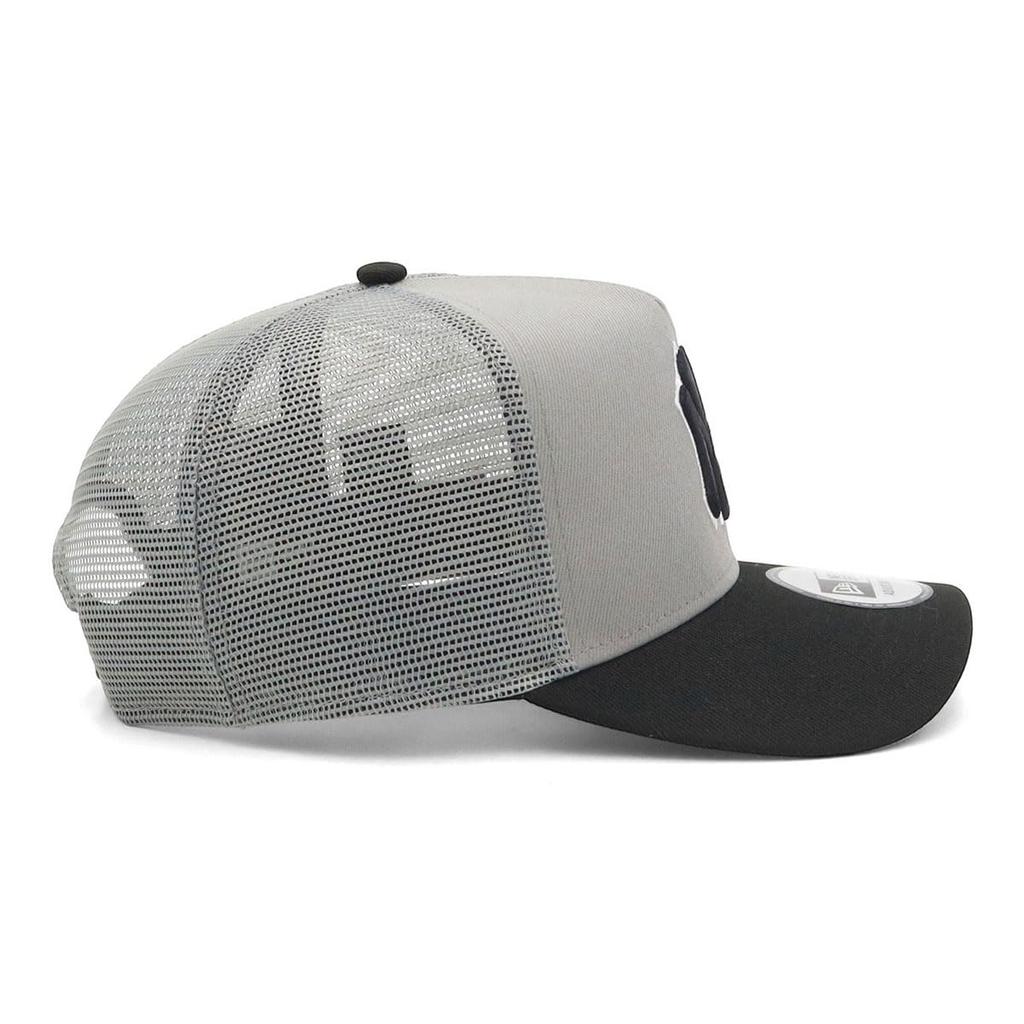 New Era Cap 9FORTY Trucker NY Misty Morning MLB Under Visor New York Yankees Adjustable 15372640 A-Frame 2-Tone Women's