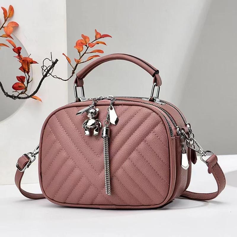 

Women s bag new fashion women s large-capacity portable shoulder messenger bag tide