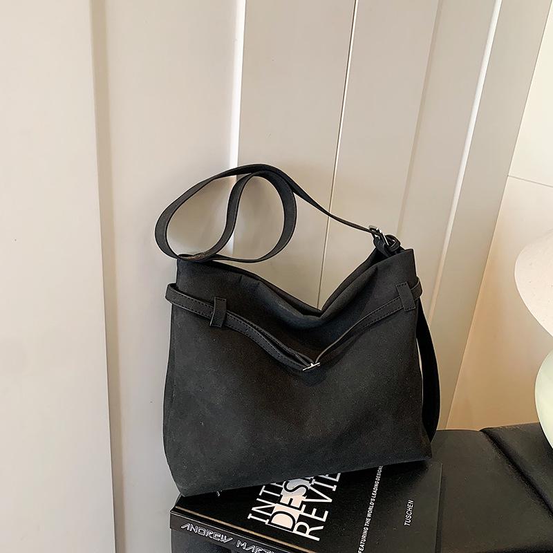 Women's High-End Large-Capacity Tote Bag - 2025 Fashion-Forward, Versatile Crossbody for Autumn/Winter