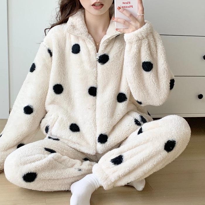 Women's Warm Flannel Polka Dot Pajamas: Long-Sleeved Zipper Set for Home and Out