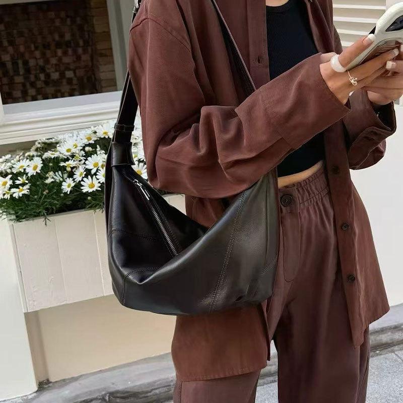 Genuine Leather Women's Bag Sheepskin Crossbody Bag New Western Style Dumpling Bag Large Capacity Texture Armpit Bag Simple Shoulder Bag