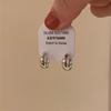 Pendientes de aro lisos de plata simples, nuevo estilo popular, de alta gama, pendientes de lujo ligero, pendientes de temperamento, diseño de nicho para mujer