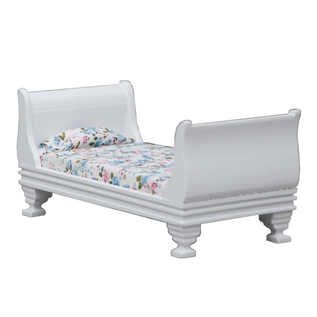 Cama de Solteiro em Miniatura para Casa de Bonecas Escala 1/12 Móveis Vitorianos Vintage Cama para Bonecas de 15cm Exibição de Cena de Quarto