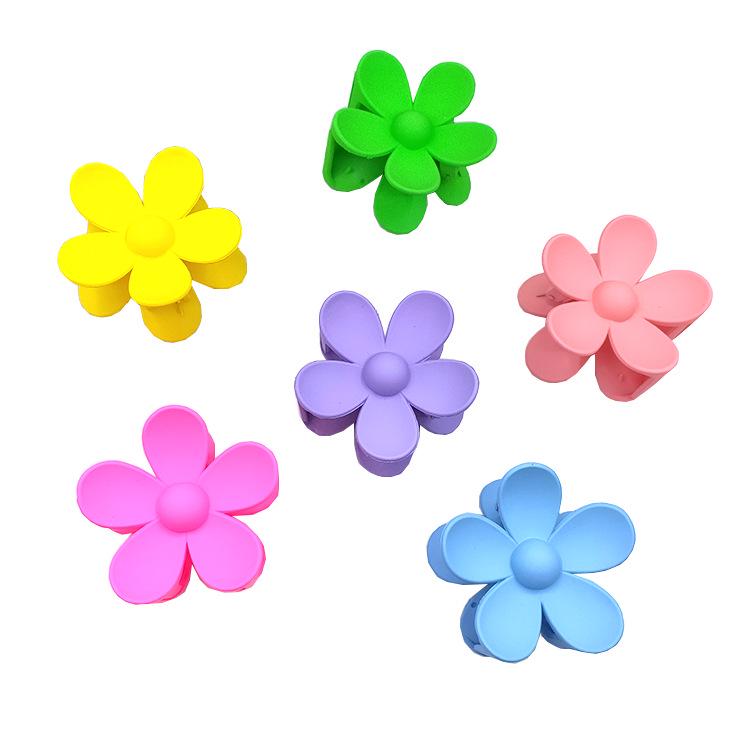 Matte Flower Hair Claw: Five-Petal Clip for Updo & Ponytail