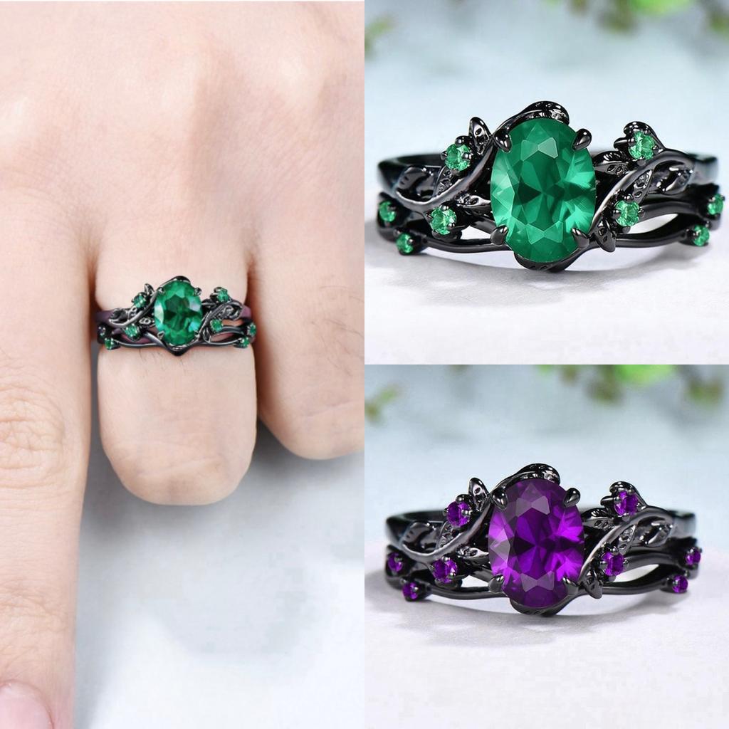 Vintage Style Adjustable Ring Set for Women Elegant Design with Intricate Detailing and Gemstone Accent Suitable for Daily Wear and Special Occasions