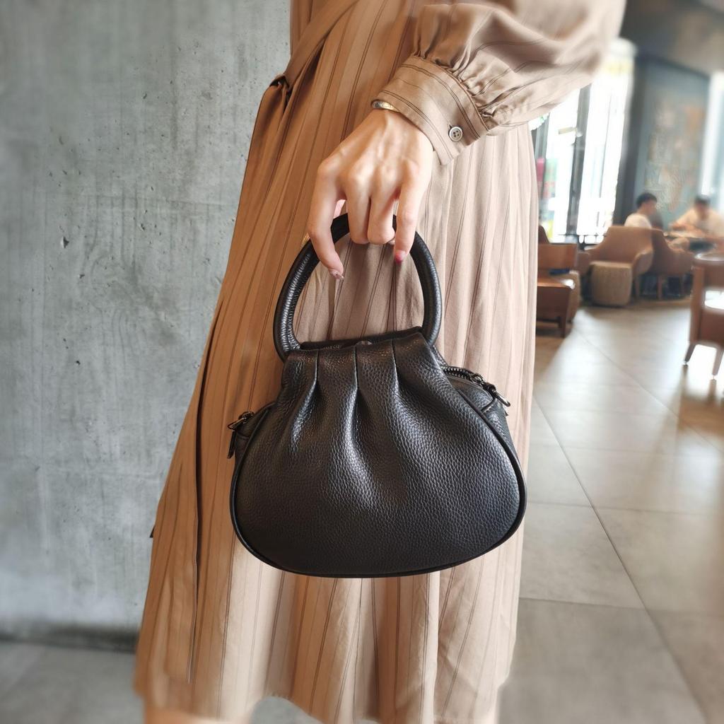 2025 Damen Tasche aus echtem Rindsleder 'Wolkenknödel' - Einzelne Schulter, Handtasche, Crossbody Mom Bag