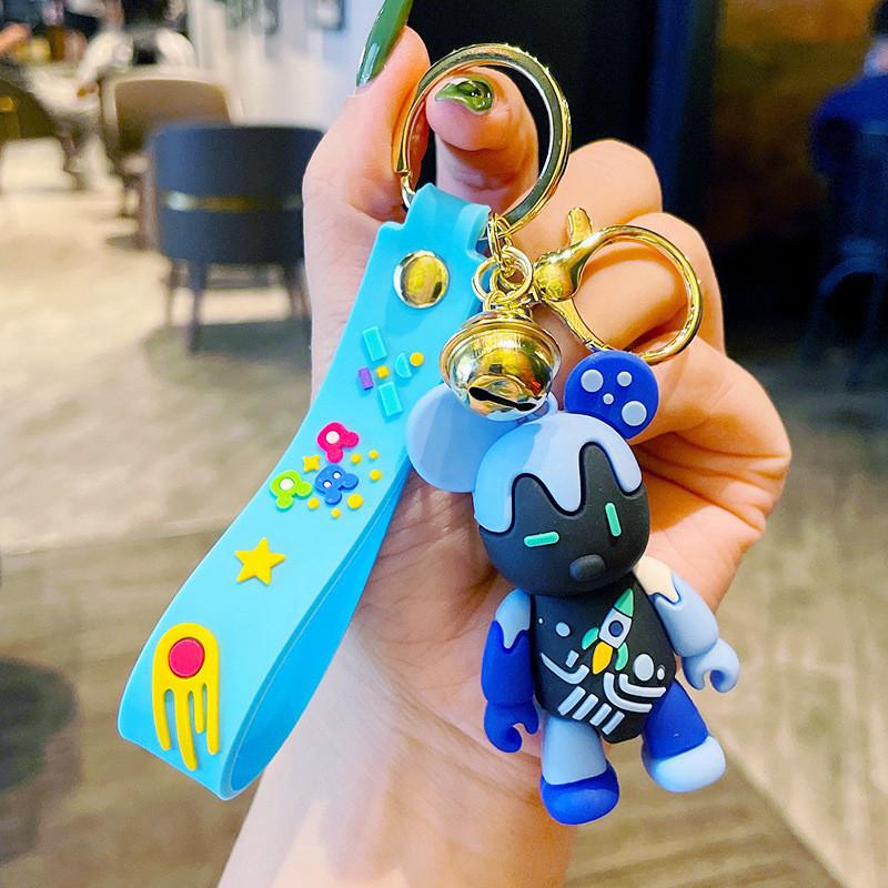 Adorables Porte-clés Ours Graffiti Créatifs et Colorés Parfaits Pour les Couples et les Cadeaux