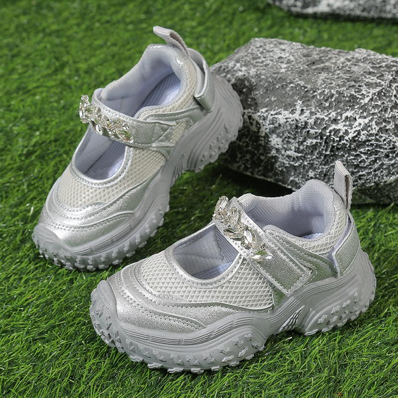 

Girls sneakers, new summer children s shoes, breathable Mary Jane shoes, casual shoes for older children 26Inner Length16.0cm серебряный