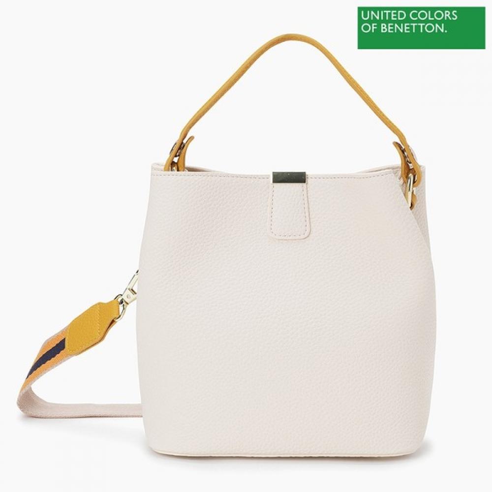 

Benetton Benetton Color Small Bucket Bag Bcbga2411 Iv Ivory/OS