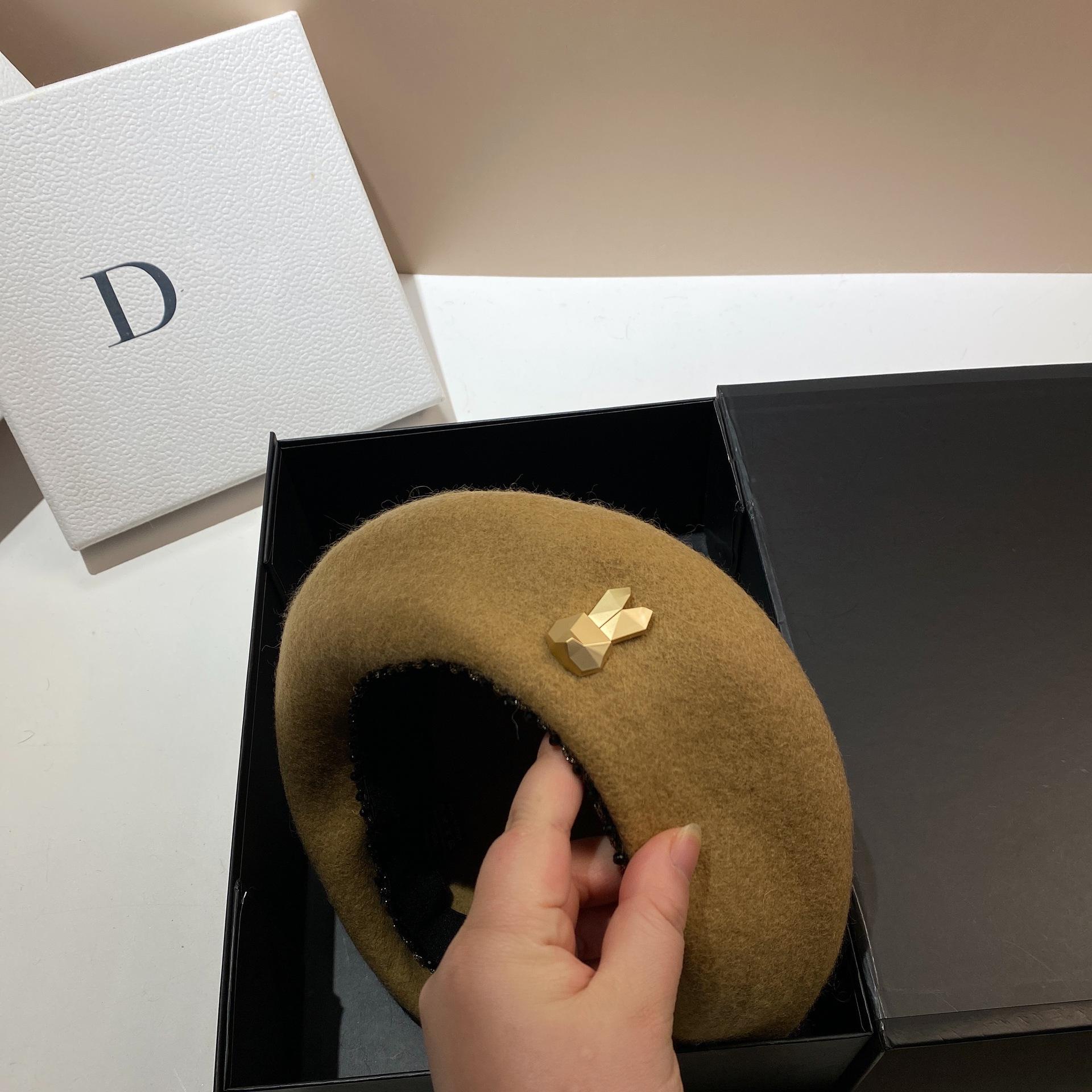 

Wool Beret Ins Age Reducing Rabbit Octagonal Hat Internet Celebrity Crystal Bead Versatile Painter Hat M（56-58cm） верблюд