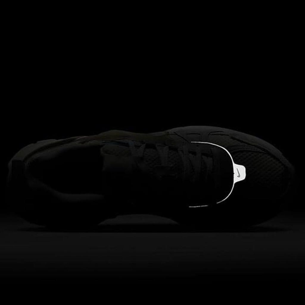 Nike V2K Run W V2K RUN Size Phantom/Light Khaki/College Gray/White HV4314-030, 26.5cm