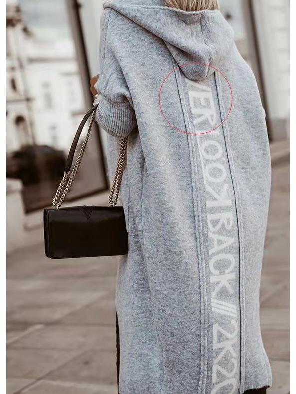 

Вязаный кардиган средней длины с капюшоном и буквенным дизайном L серый