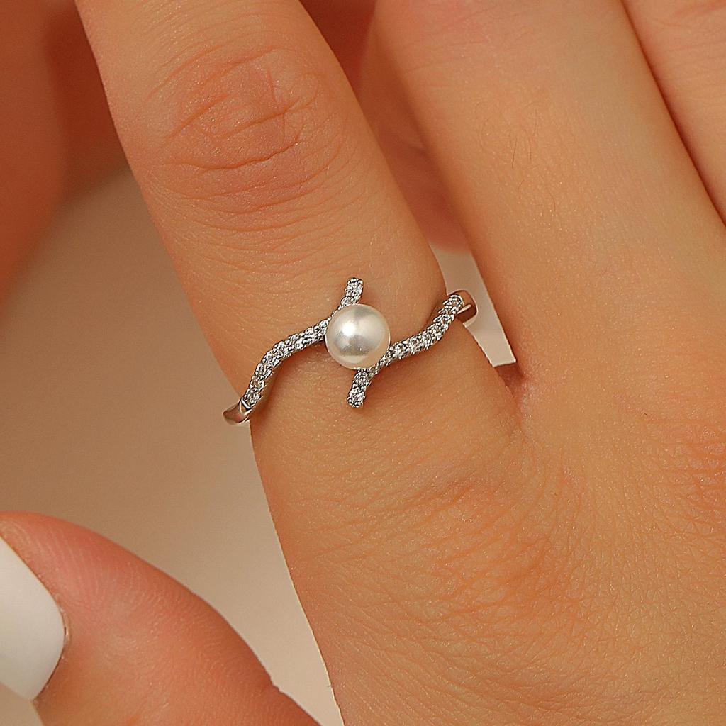 Bohemian Ocean Resort-Style Retro Ring Set: Turtle & Starfish Design