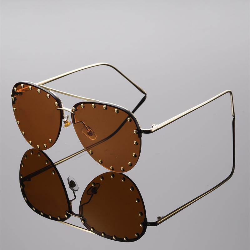 

Мужские солнцезащитные очки-авиаторы без оправы Новая мода Винтажные градиентные уличные очки Модные стильные брендовые дизайнерские солнцезащитные очки golden коричневый