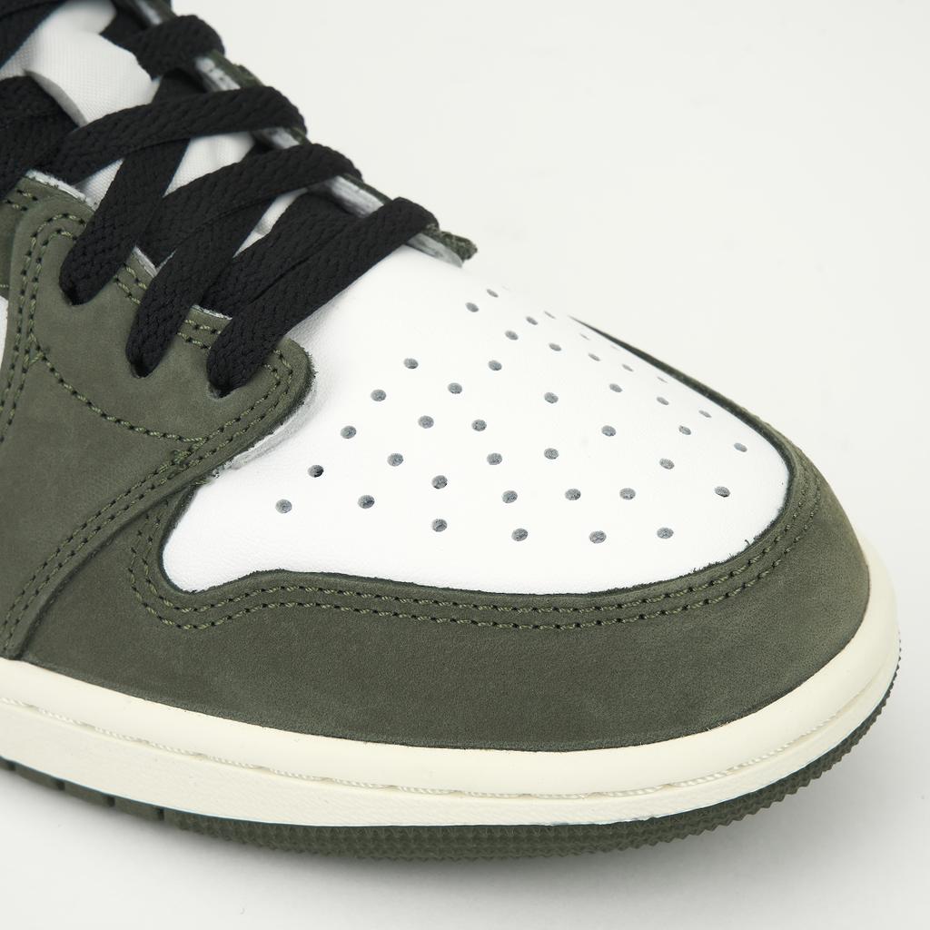 Baskets Homme Air Jordan 1 Retro Low OG Olive Moyenne Marron Noir-Summit-Blanc-Voile HQ6998-200