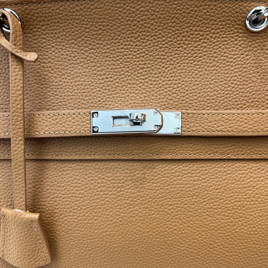 Erste Schicht Rindsleder Litschi-Muster Platin Mode Schulter Umhängetasche Große Kapazität Handtasche