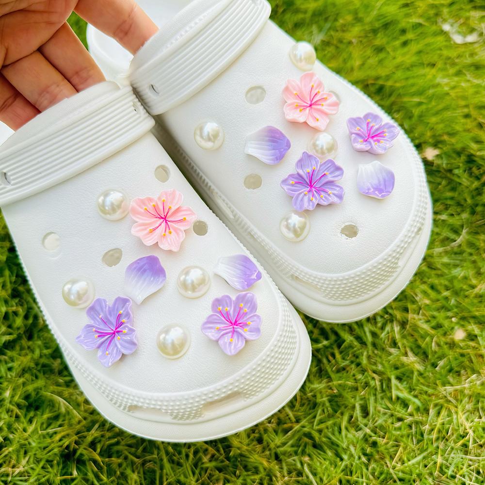18PCS Fashion Shoe Charms Set Summer Cherry Blossom Pearl Shoe Decorations Buckle for Clogs Sandals DIY Accessories
