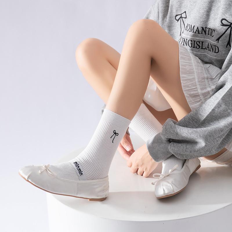 Autumn Socks, Women's Embroidered Bow Mid-calf Lolita Retro Trendy Solid Color Versatile Cotton Socks