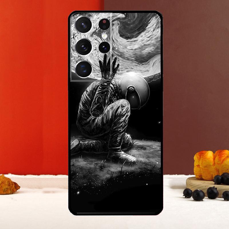 Space Astronaut illustration Cover For Samsung Galaxy S24 S25 Ultra S22 S23 Plus S20 S21 FE S9 S10 S25 FE Phone Case