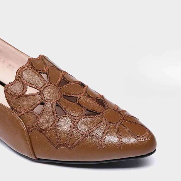 Soft Leather Hollowed Out Embroidered Single Shoes for Women In Spring and Summer Breathable Work Sandals for Women