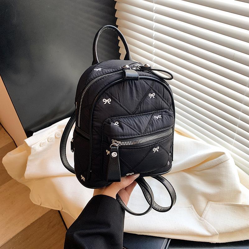 Retro Niche Backpack Women's New Medium and Versatile Student Small Backpack Bag