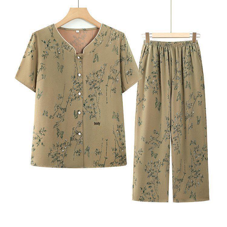 

Elderly Women s Summer Outfit Set: Short-Sleeved Shirt for 60s-80s Grandma Casual Wear XL (80-100 kg)