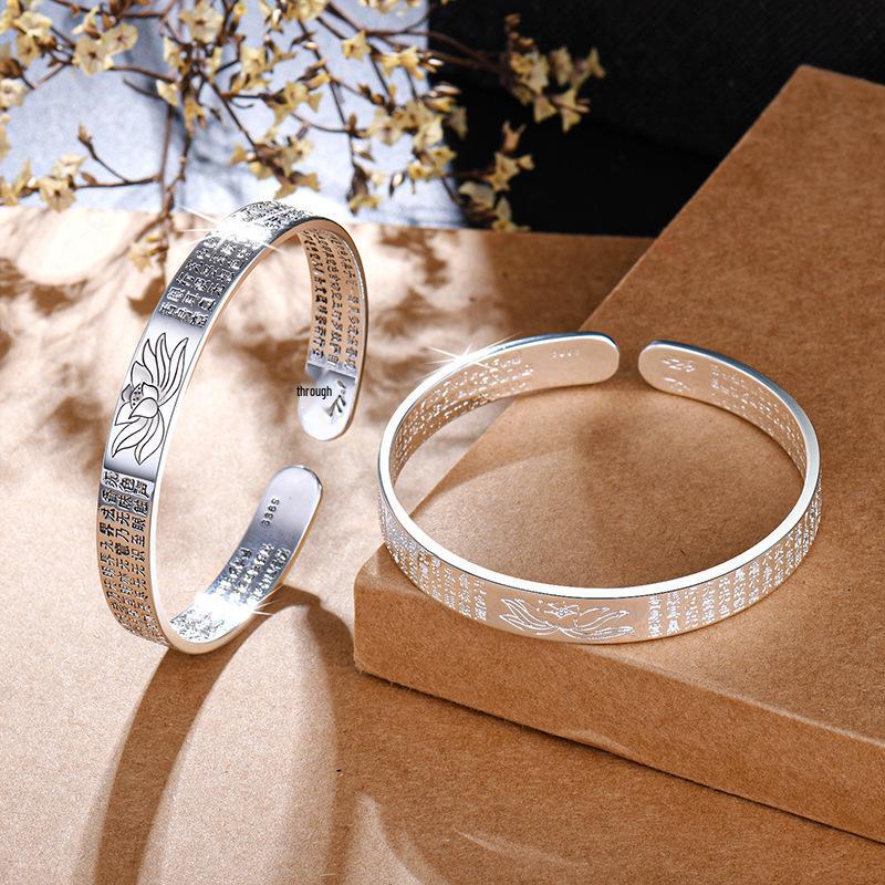 Six-Character Mantra Lotus Bracelet: Women's Thai Silver Heart Sutra, Retro Chinese Style Open Bangle.