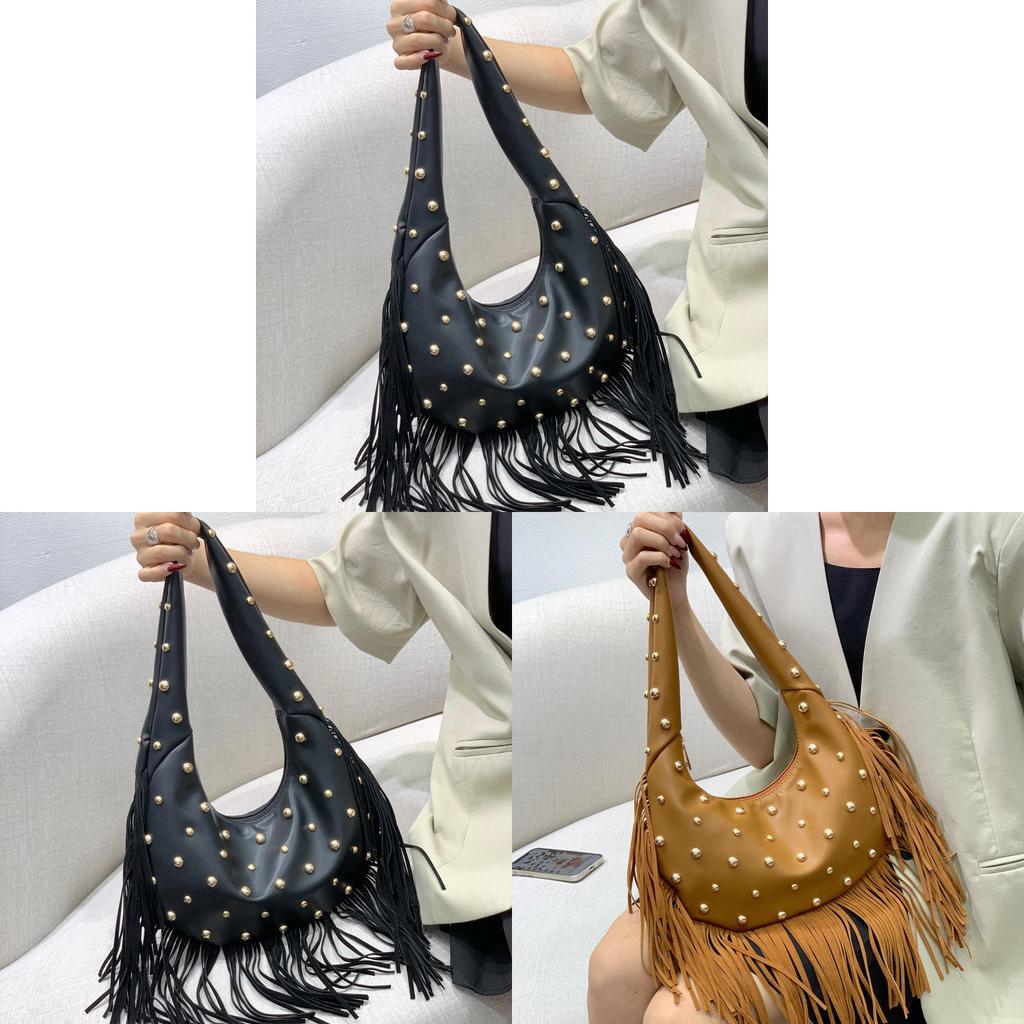 Borsa a sacco stile con nappe e borchie per l'uso quotidiano