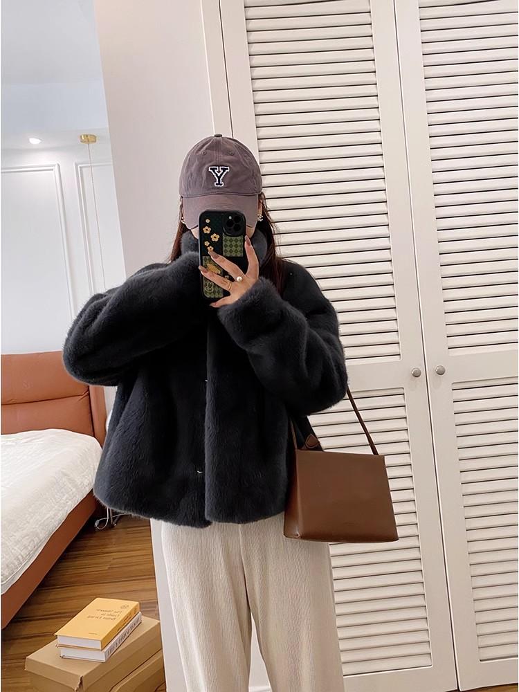 Krótkie futro jednoczęściowe ze stójką ze sztucznego futra norki futro przyjazne środowisku damskie jesienno-zimowe w stylu dojazdowym