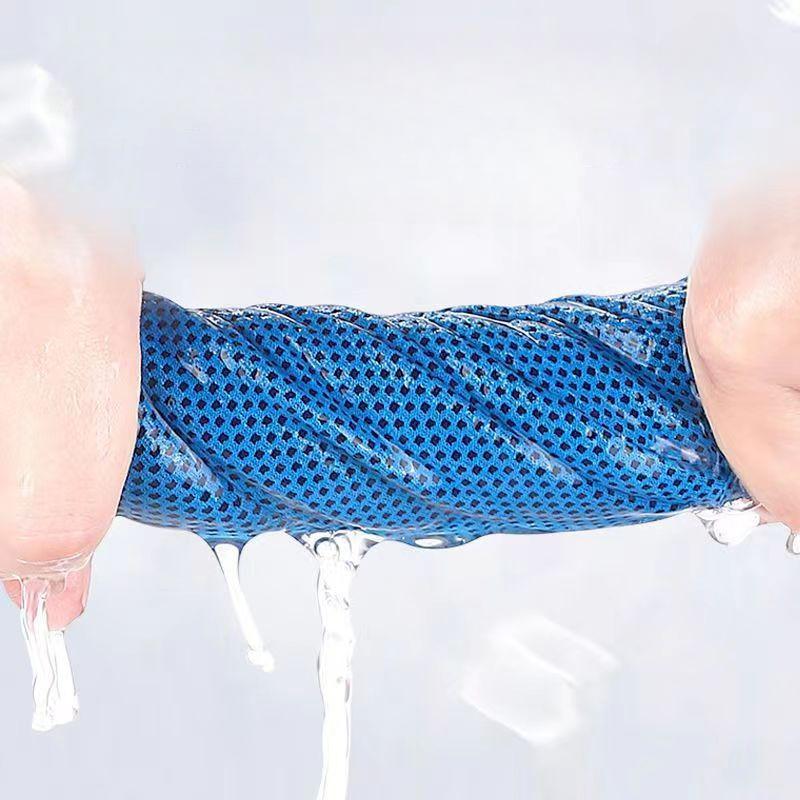 Small and Exquisite Portable Wrist Wipes, Sports Wipes, Quick-drying Towel, Wicking Sweat Towel, Household Cold Running Gym, New