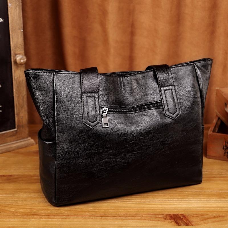 Nová módní taška přes rameno z měkké kůže Vysoce kvalitní luxusní designová kabelka Velkokapacitní multifunkční klasická kabelka