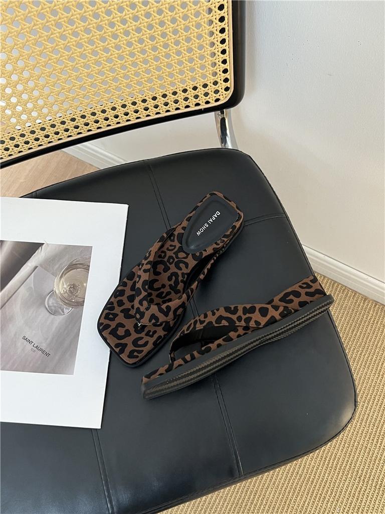 Slope Heel Square Head Leopard Print Flip-Flops For Women, Summer Wear, Seaside Vacation Travel, Cold Slippers For Women