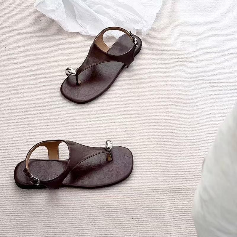 Fashion 2025Concise Clip Toe Buckle Strap Sandals Woman Summer Elegant Pu Leather Flat Gladiator Shoes Casual Brand Design Flip Flops